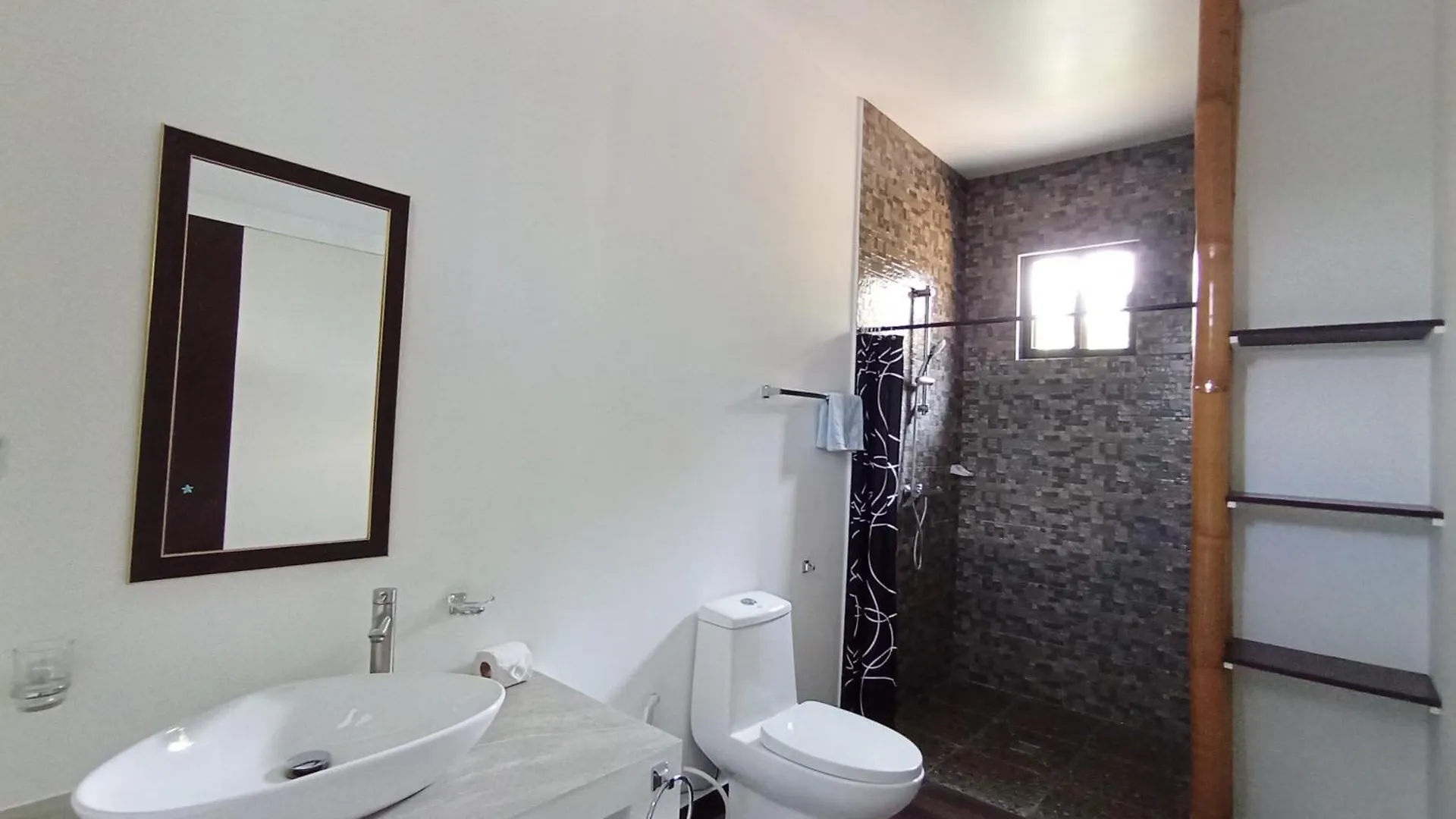 Villa Helene Dauis 0*,