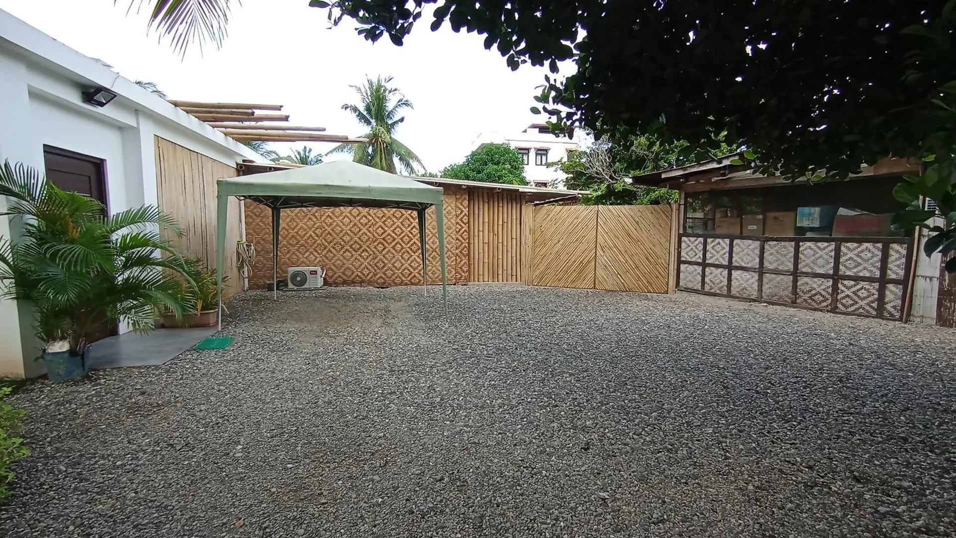 Villa Helene Dauis Filipinler